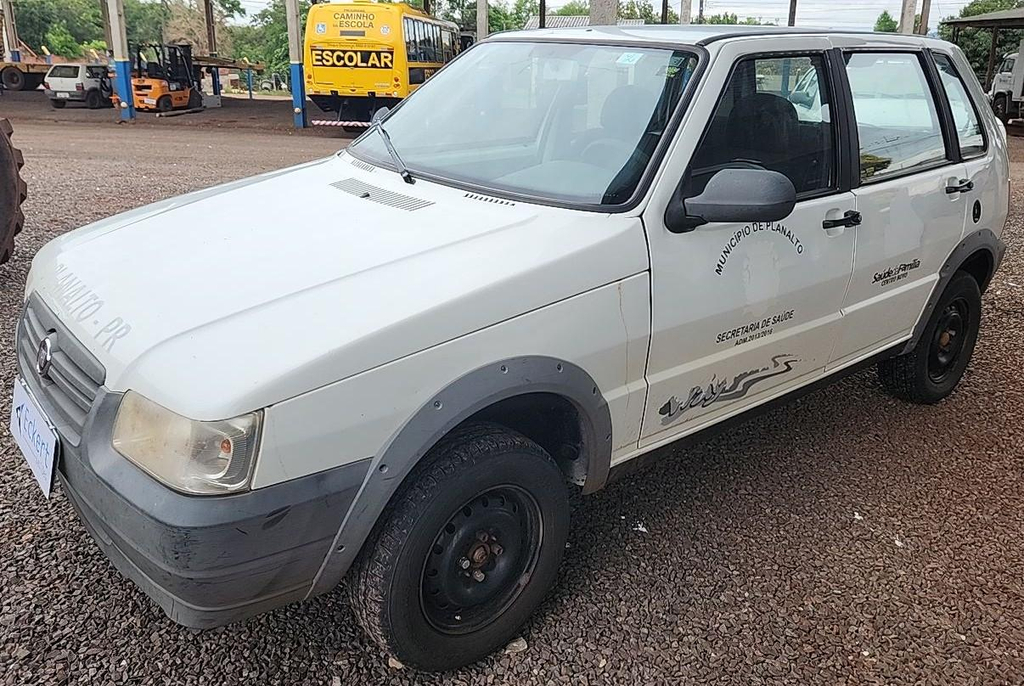 FIAT UNO MILLE WAY ECON ANO: 2013/2013 PLACA FINAL 5 (PR)