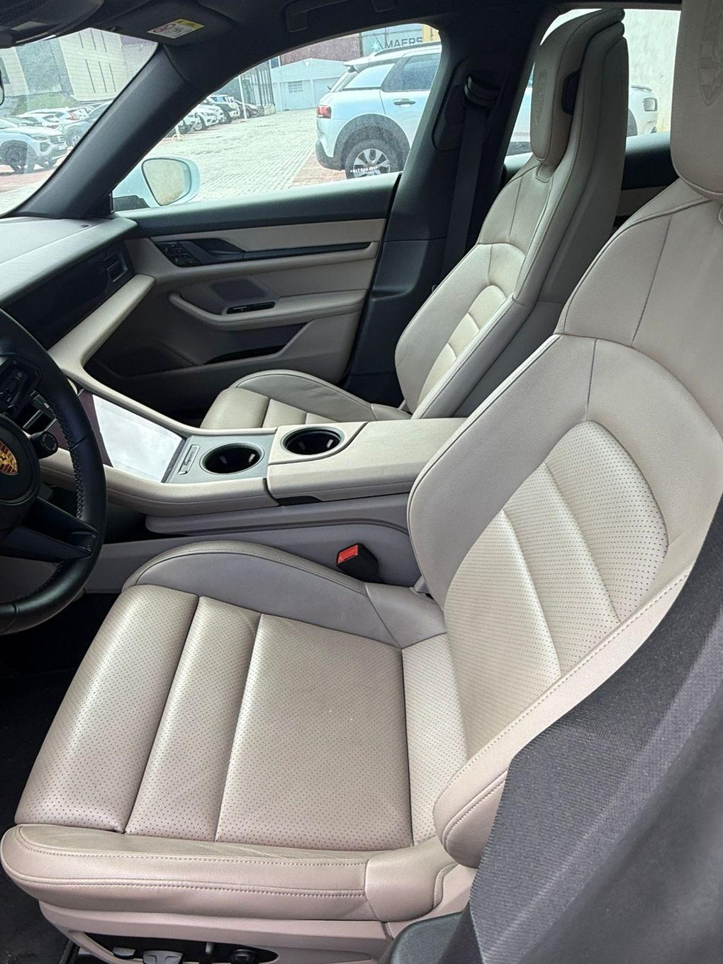 I/PORSCHE TAYCAN 2021