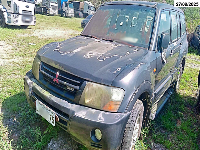 I/Mitsubishi Pajero GLS - 01/01