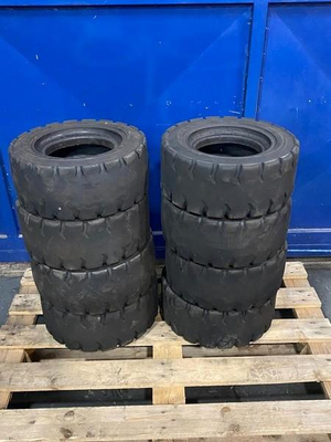 08 PNEUS (18X7X8) - (USADOS)