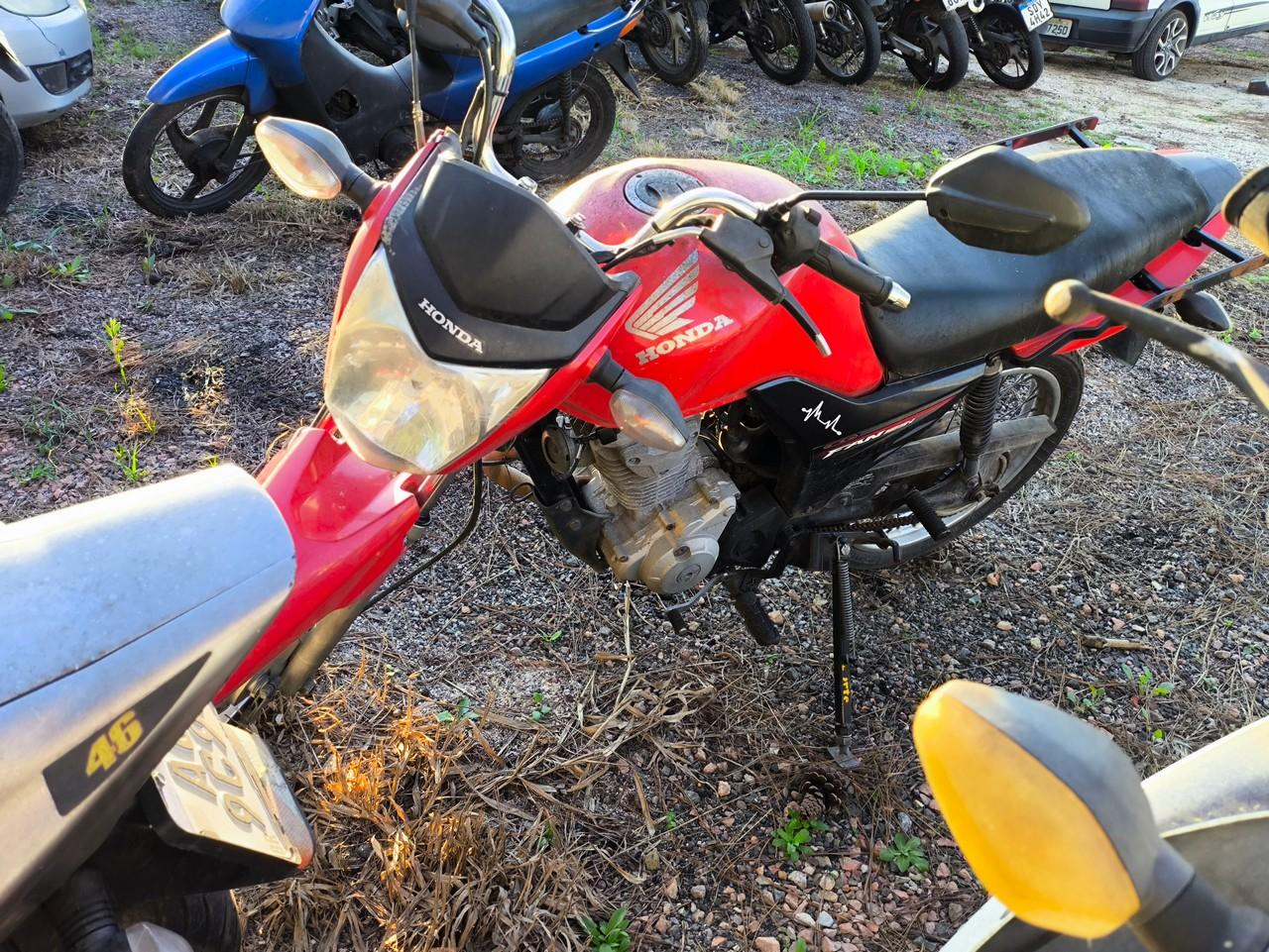 SUCATA CG 1251 FAN - HONDA, 2017/2017, VERMELHO