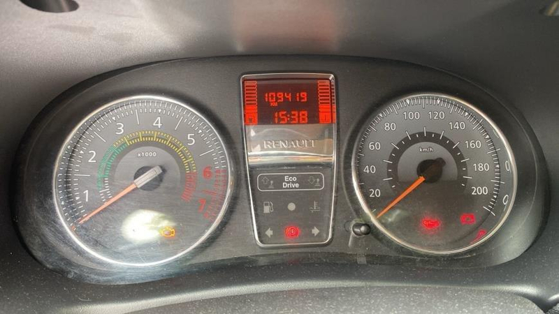 I/RENAULT CLIO EXP1016VH Cor:branca,ano/Modelo:2013/2014
