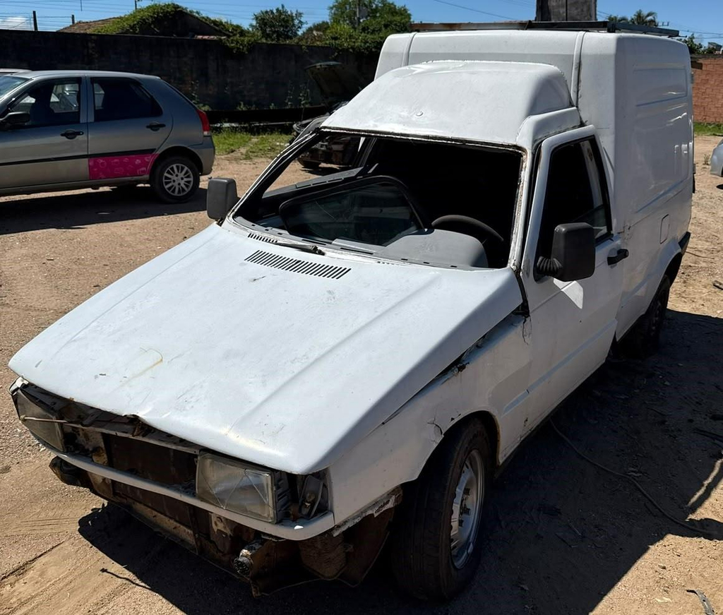 SUCATA DE VEÍCULO FIAT FIORINO IE ANO: 1999/2000