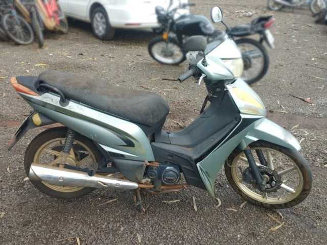 Lote com 10 motos –