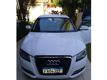 Carro, Audi/A3 Sportback, cor branca, 2011/2012, placas FAO-4917