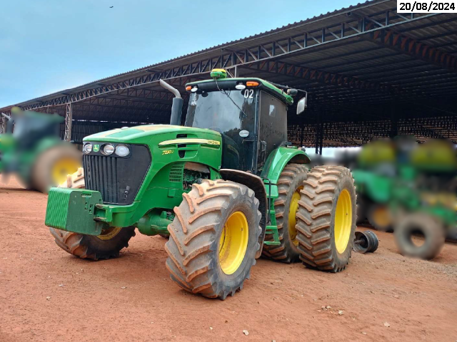 Trator JOHN DEERE/7230 - 22/22