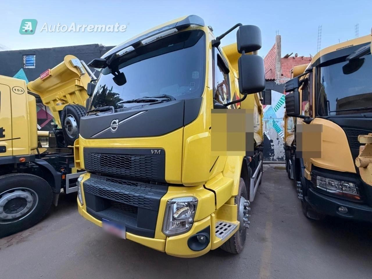 VOLVO VM