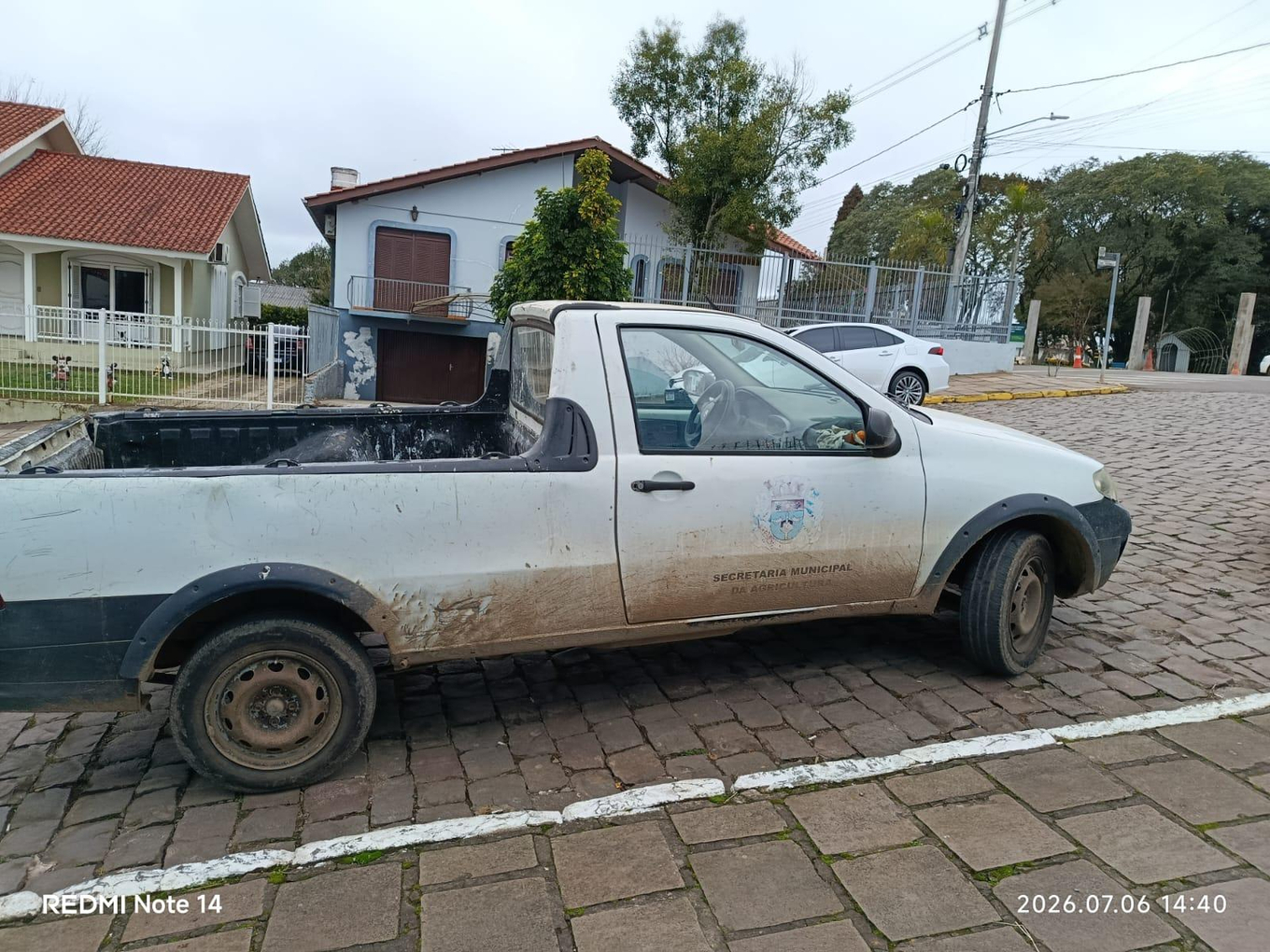 FIAT STRADA FIRE FLEX, Ano 2012, Cor Branca