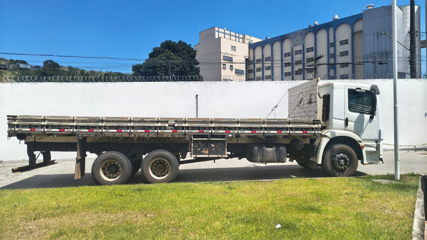 VW/24.250 CNC 6X2 2010