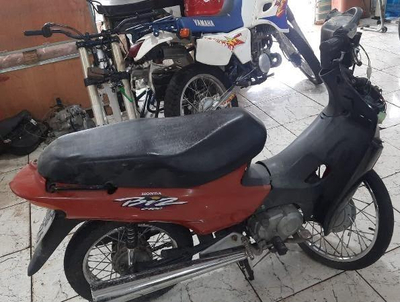 SUCATA DE MOTONETA HONDA C100 BIZ ANO: 2004/2004