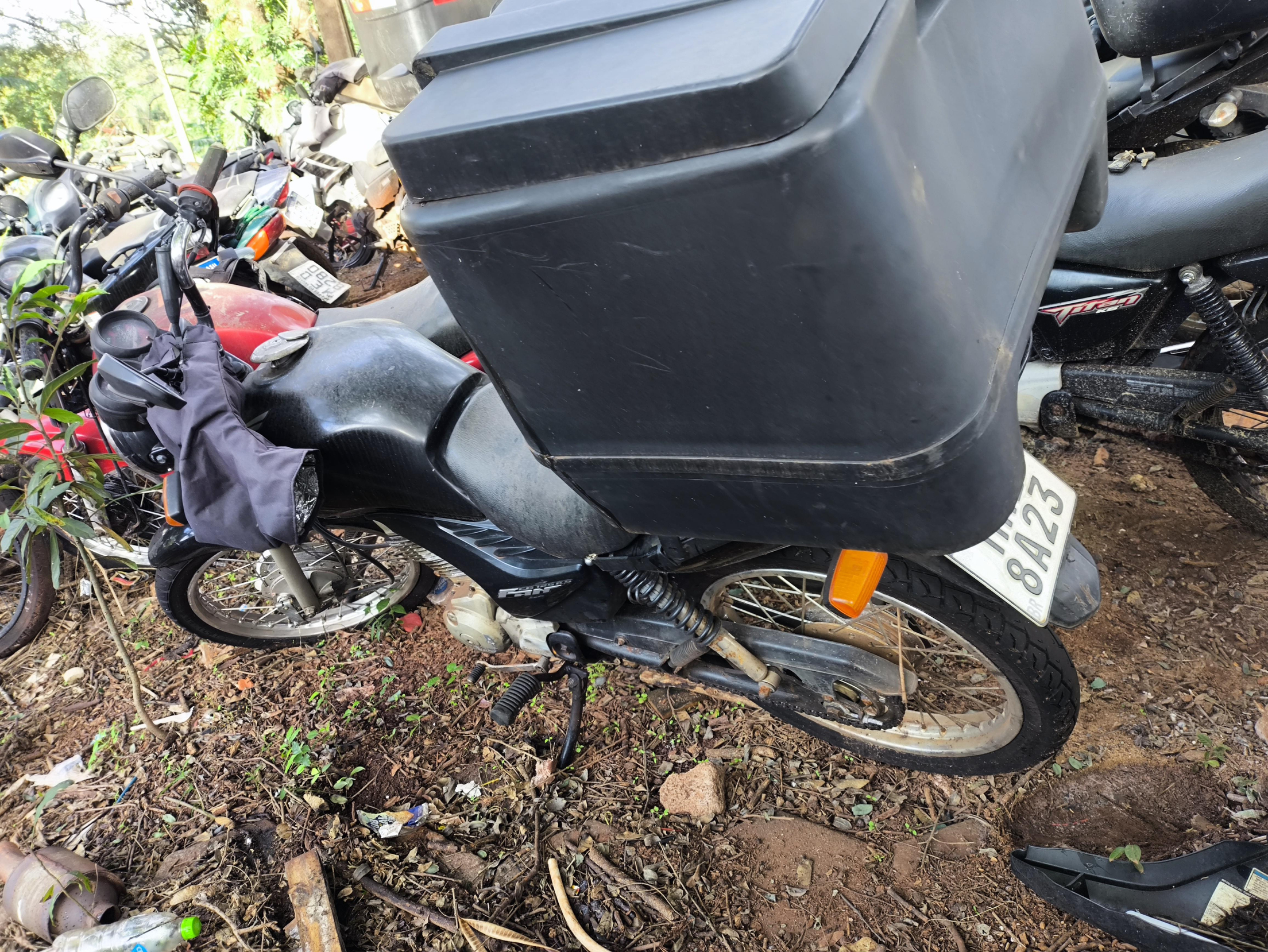 SUCATA HONDA CG 125 FAN KS, ANO/MODELO 2010, COR PRETO.
