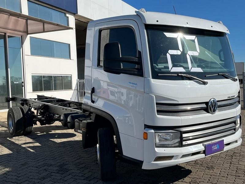 CAMINHÃO VOLKSWAGEN DELIVERY 11.180 4X2, 2021/2022, Placa FINAL 3 (SP),