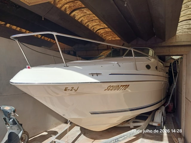 Embarcação Scudetto - Sea Ray 24 pés