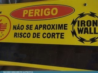 Armários de Aço, Receptores e Sinalização