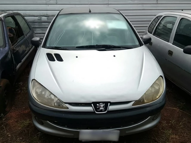 I/PEUGEOT 206 SOLEIL – 03/03 –