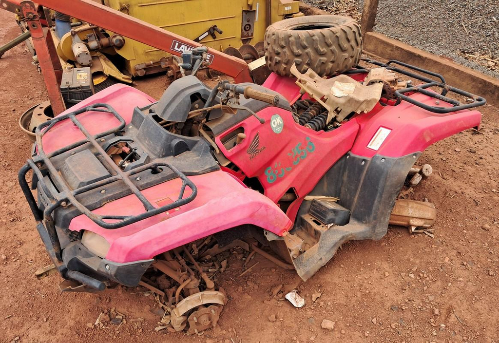 QUADRICICLO HONDA TRX FOURTRAX FM 420 4X4, 2018, PL.: SEM PLACA (S/ DIREITO A DOCUMENTAÇÃO), (Ref.: 800356)