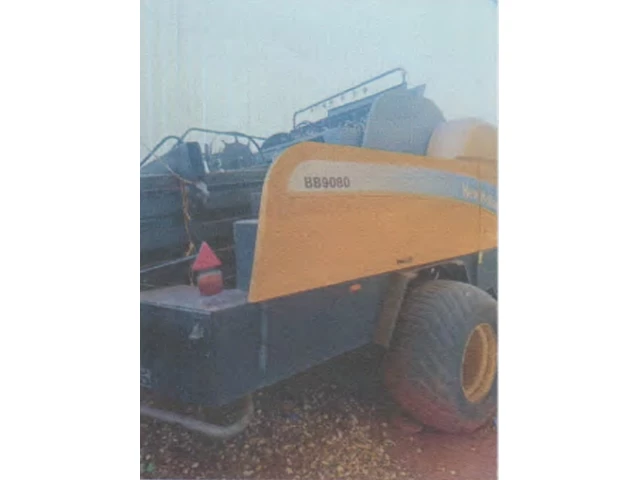 Enfardadeira New Holland BB 9080 - 2012