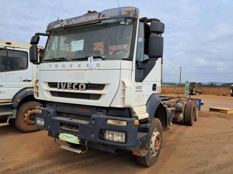 CAMINHÃO IVECO TRAKKER 410T48, 2014/2014, Placa FINAL 1 (MG), (Ref.: 130009)