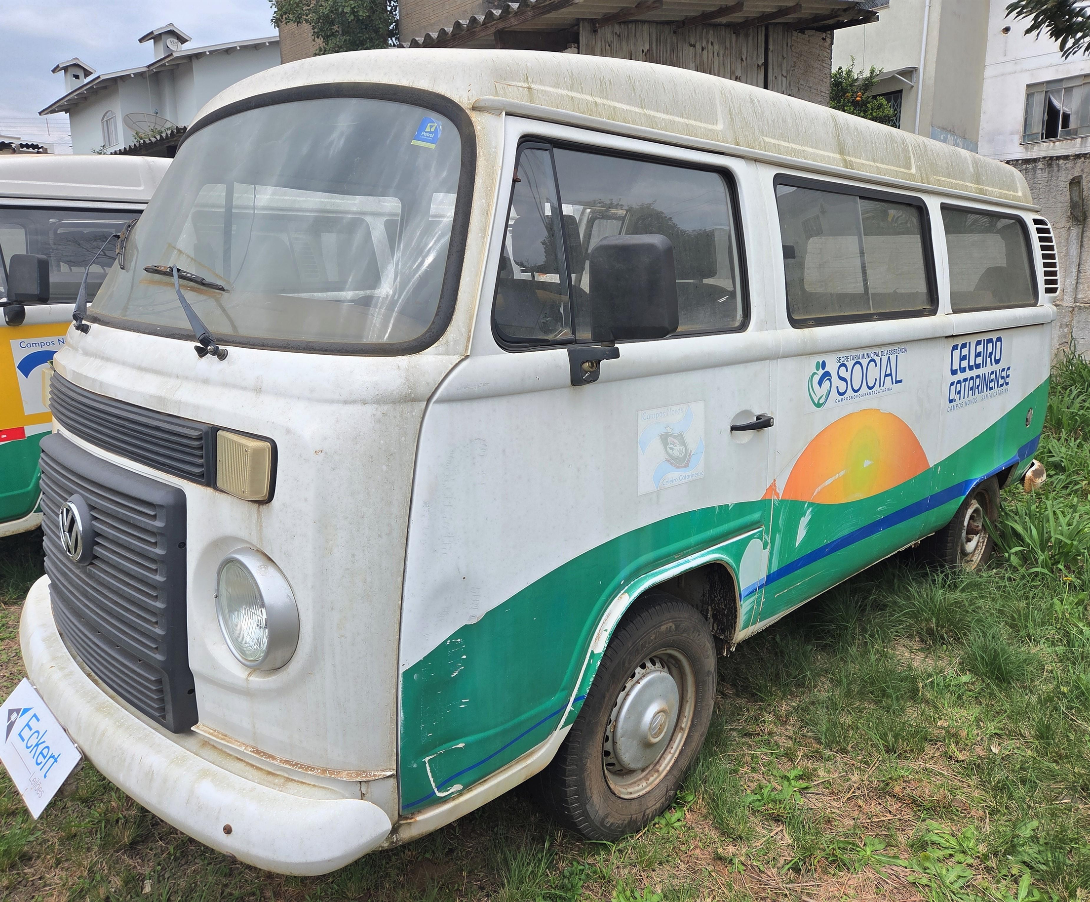 VOLKSWAGEN KOMBI ANO: 2012/2013 PLACA FINAL 5 (SC)