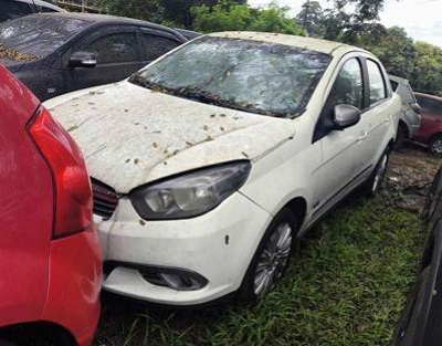 FIAT SIENA ESSENCE 1.6, ANO/MODELO 2014/2015, COR BRANCA