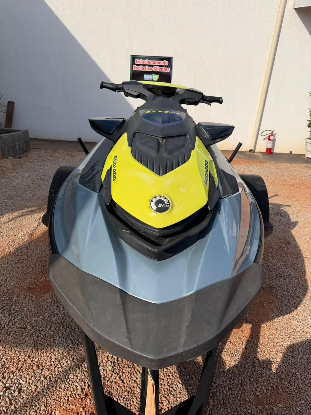 Jet Ski Sea-Doo GTI SE - Design Moderno e Aventureiro